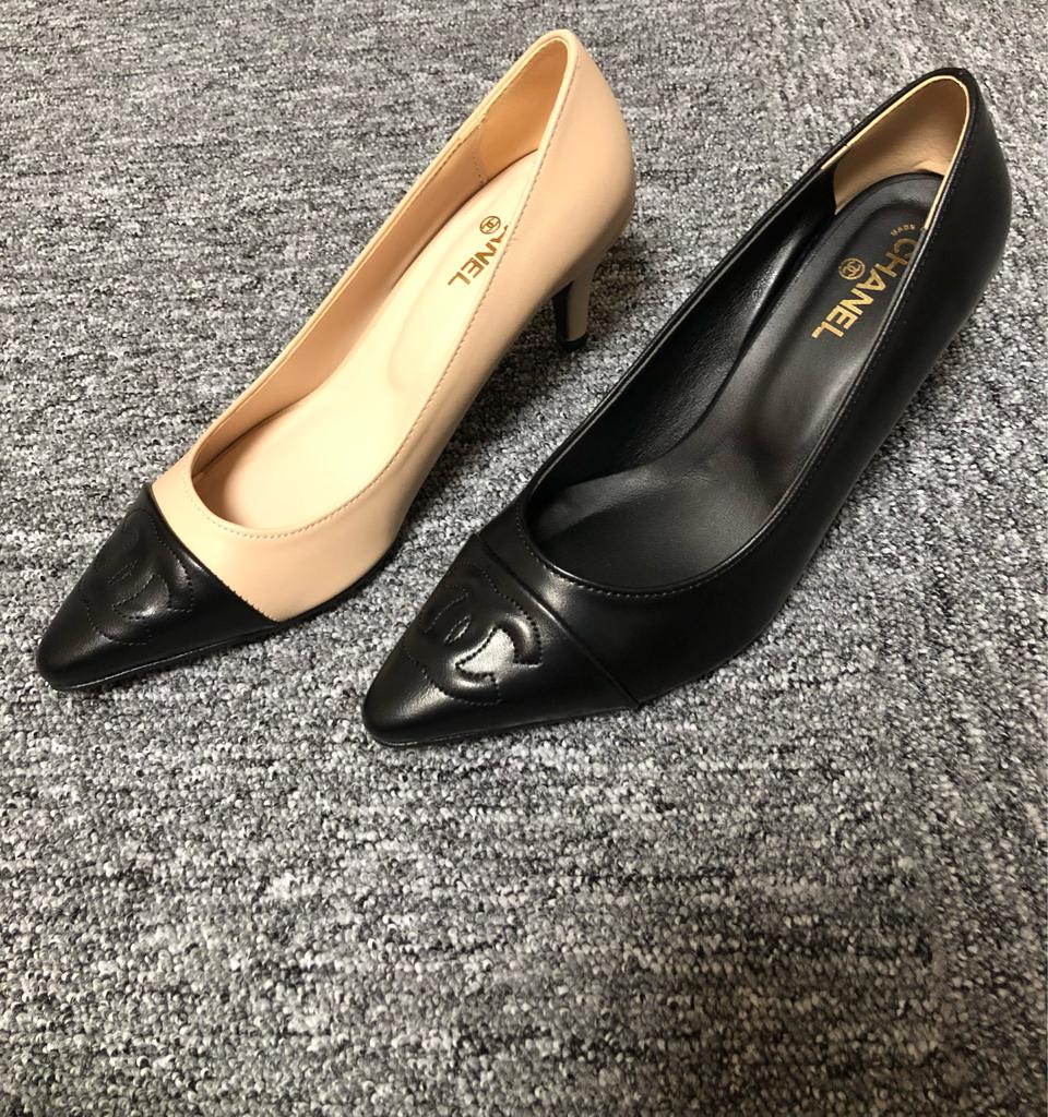 샤넬 엠보 펌프스힐 개당가격 블랙 베이지