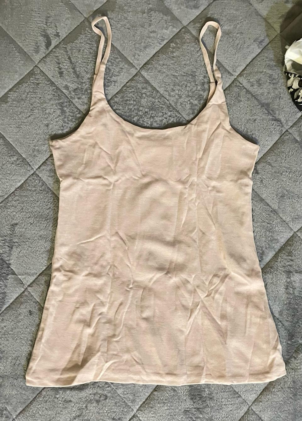 H&M 슬리브리스 라이트핑크 EUR 34