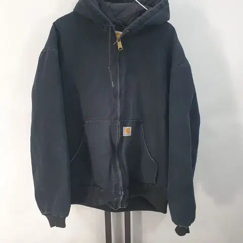 칼하트 j140 덕액티브 누빔 워크 자켓 블랙 xl