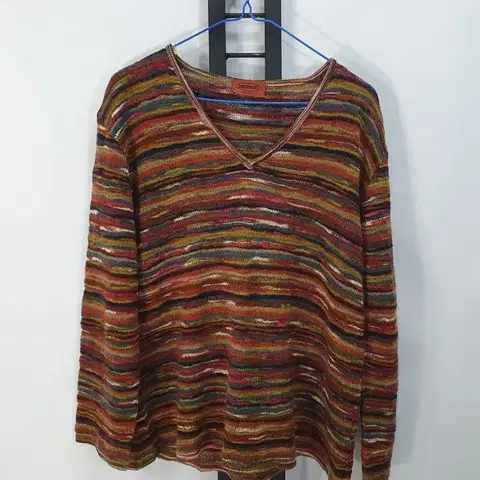 미쏘니 브이넥넥 니트 멀티컬러