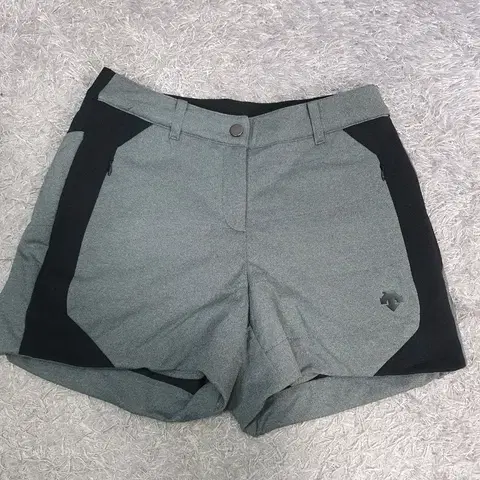 데상트 골프 패딩 반바지 골프 숏팬츠 그레이 s