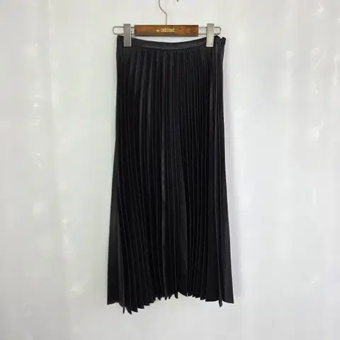 페이퍼문 블랙 플리츠 롱 스커트 s 사이즈
