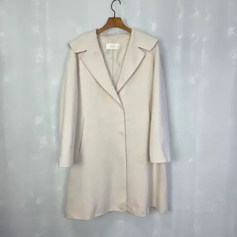 EnC 아이보리색 여성 코트 핸드메이드