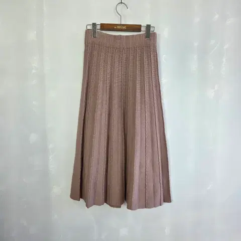 오조크 니트 플리츠 롱 스커트 프리사이즈