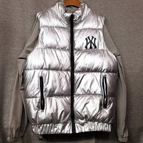 뉴욕양키스 실버 패딩 조끼