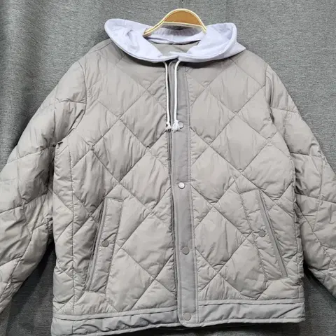 프로젝트 엠 다이아 퀼팅 후드 패딩 점퍼