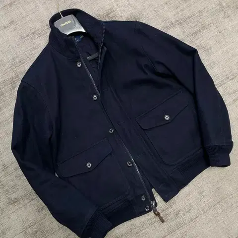 폴로 랄프로렌 신형탭 A-1 리얼 덕다운 패딩 봄버 다크 네이비