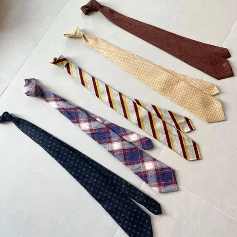 리베라노앤리베라노/프랑코바시/드레익스/제냐/버버리 타이