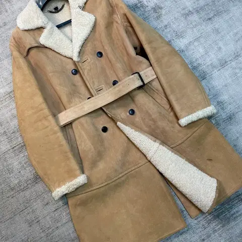 버버리 프로섬 명작 최고가 14fw컬렉션 무스탕코트 italy made