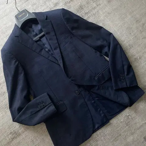 유나이티드 애로우즈 그린라벨 릴렉싱 네이비 수트