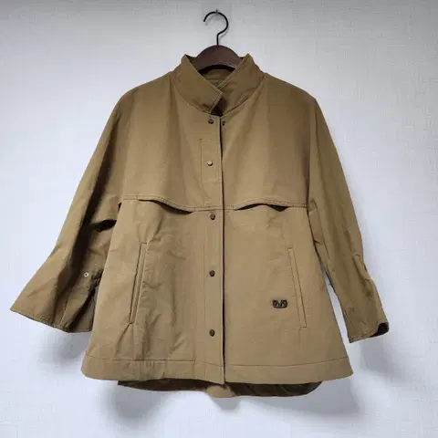 미샤 브라운 여성 숏 자켓 55