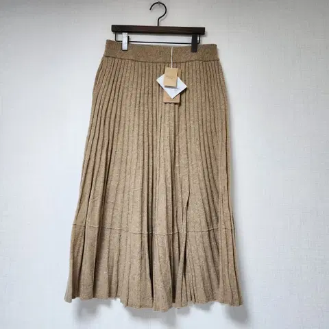 새상품) SO.WOOL 니트 플리츠 스커트 77