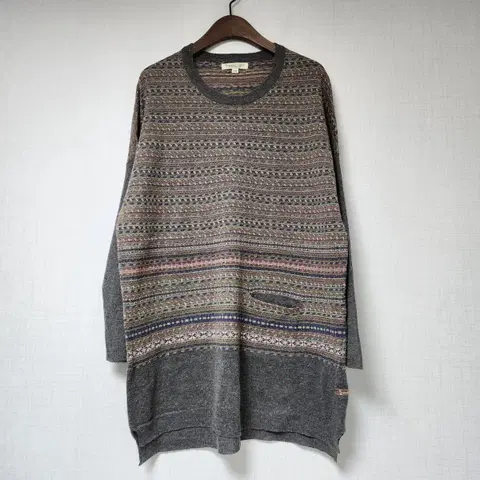 Thursday Island 패턴 롱니트 M