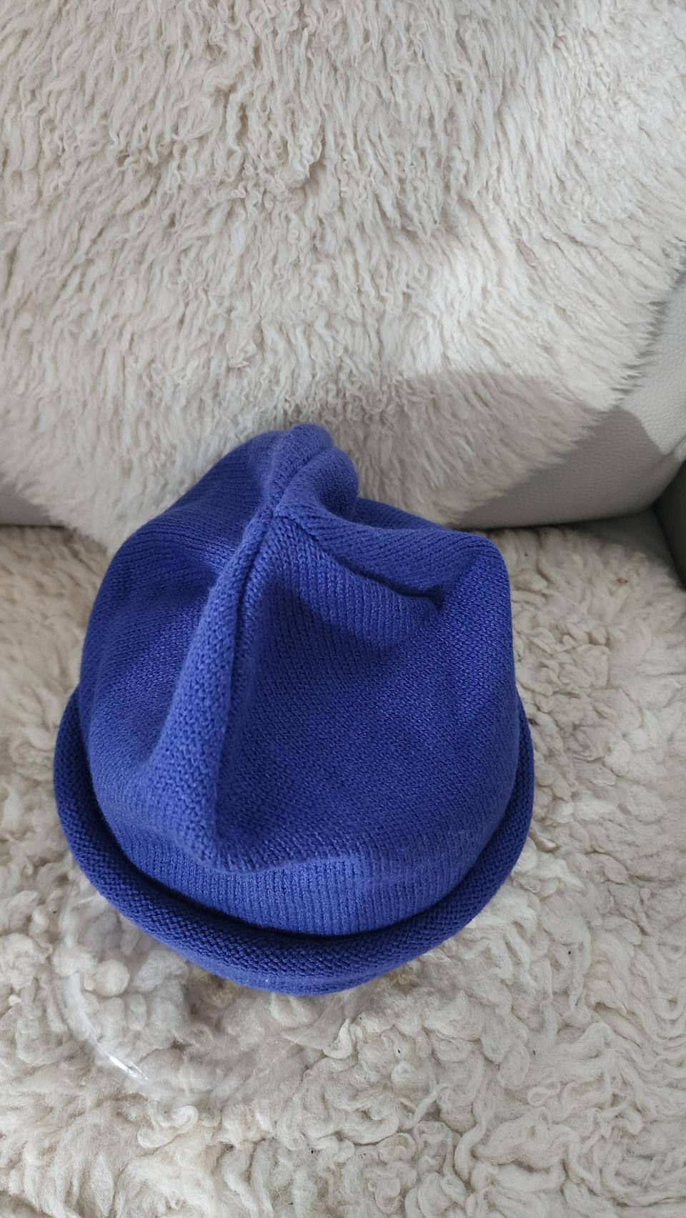 로얄블루 오버핏 니트비니 남녀 프리사이즈