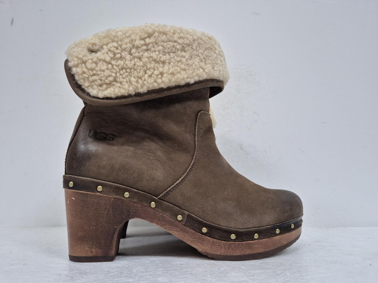 어그 여성 부츠 240   