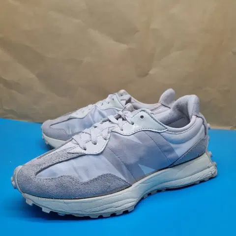 뉴발란스 327 여성운동화240