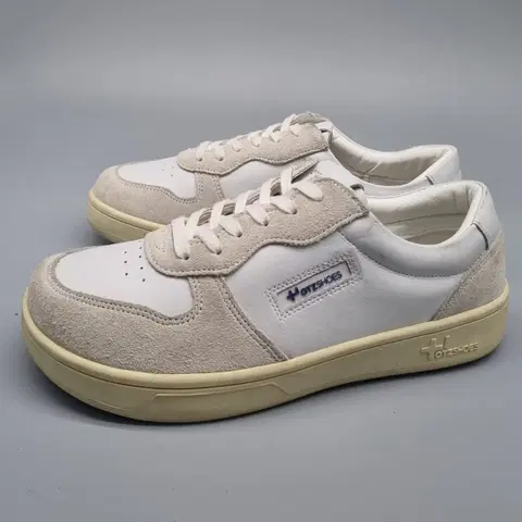 오찌 빈티지코트 스니커즈270