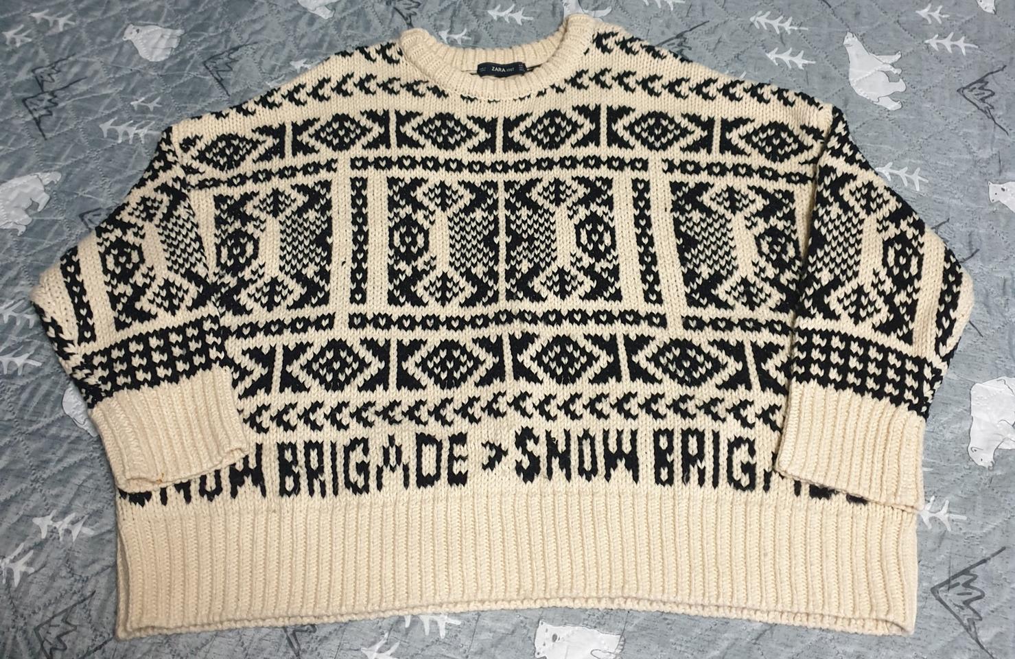 자라 블랙라벨 오버사이즈 혜비 니트 스웨터 (S)