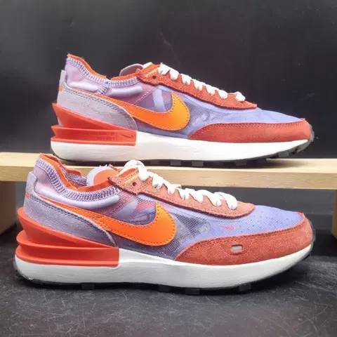 나이키 와플원 퍼플오렌지 스니커즈235
