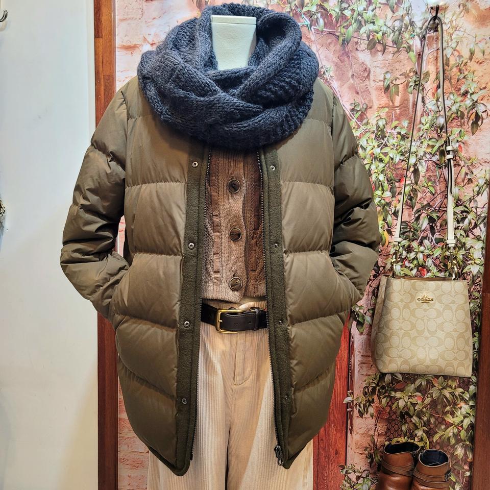 아떼 바네사브루노 노카라 다운 패딩