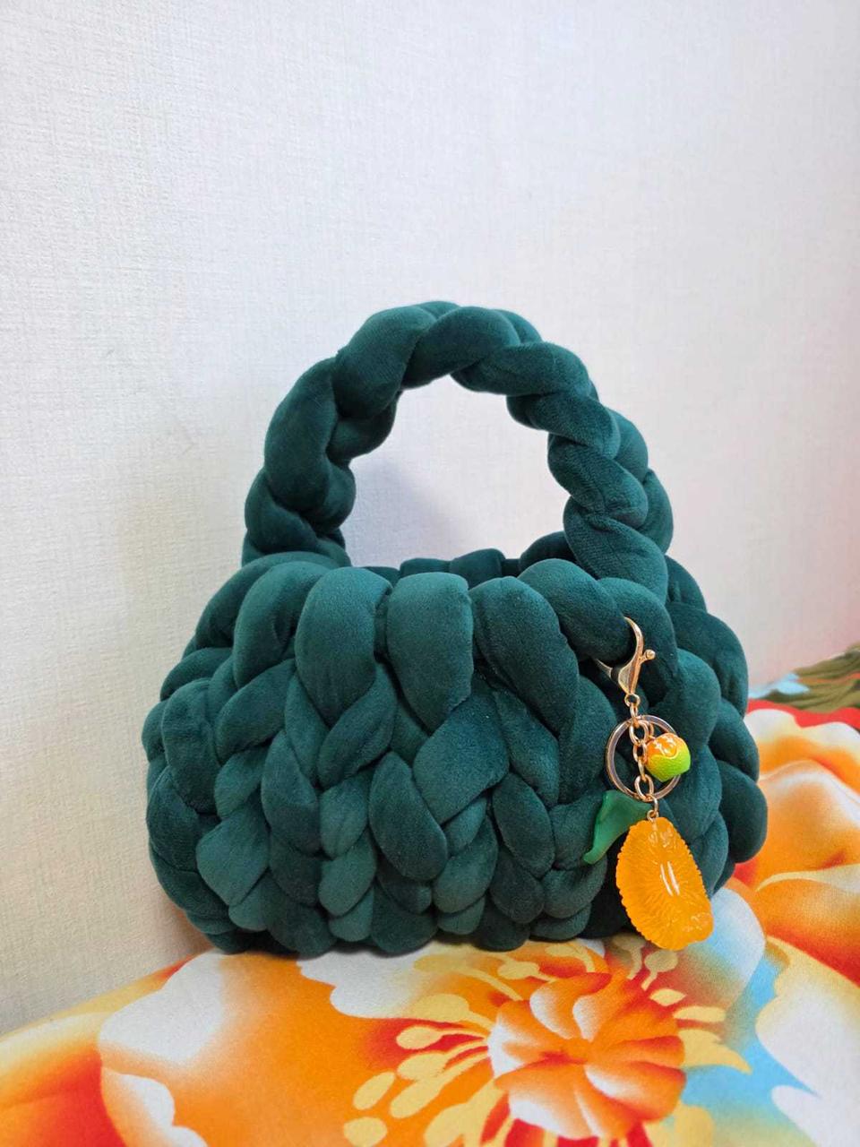 여성용 손으로 짠 토트백