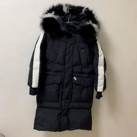 파리게이츠 라쿤 퍼 후드 롱패딩 구스 다운 블랙 거위 털 화이트 라인 0