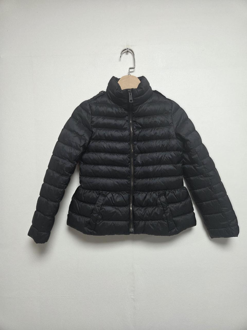 버버리 키즈 구스다운 경량 패딩 블랙(8Y) 