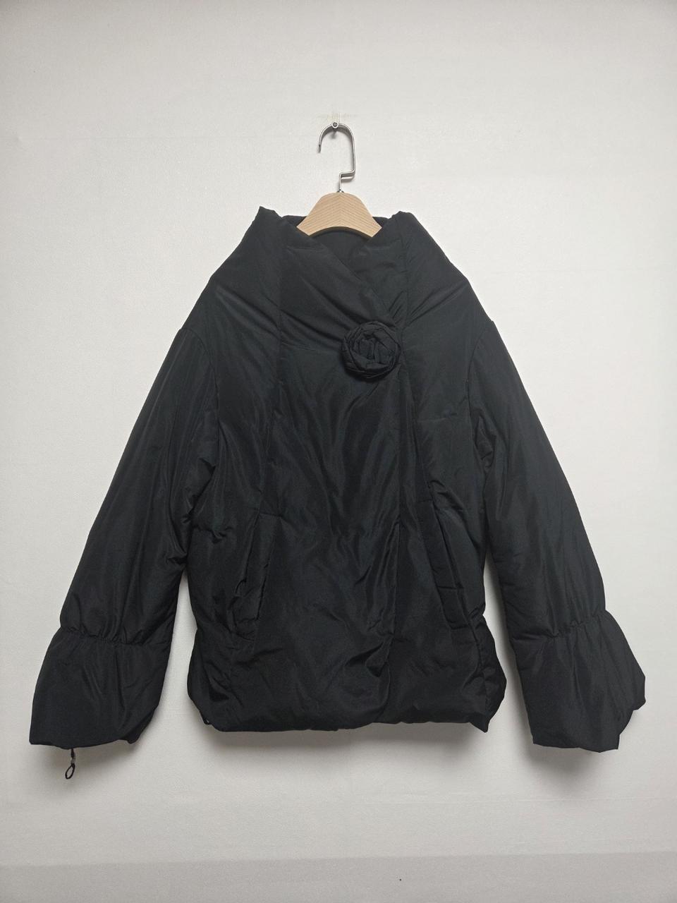 쉐르비노 스트리트 꽃장식 버튼 패딩 블랙(XS/S)