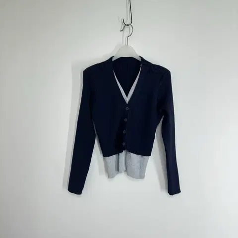 두툼 골지 니트