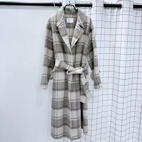 Memoire 울알파카 핸드메이드 체크 코트