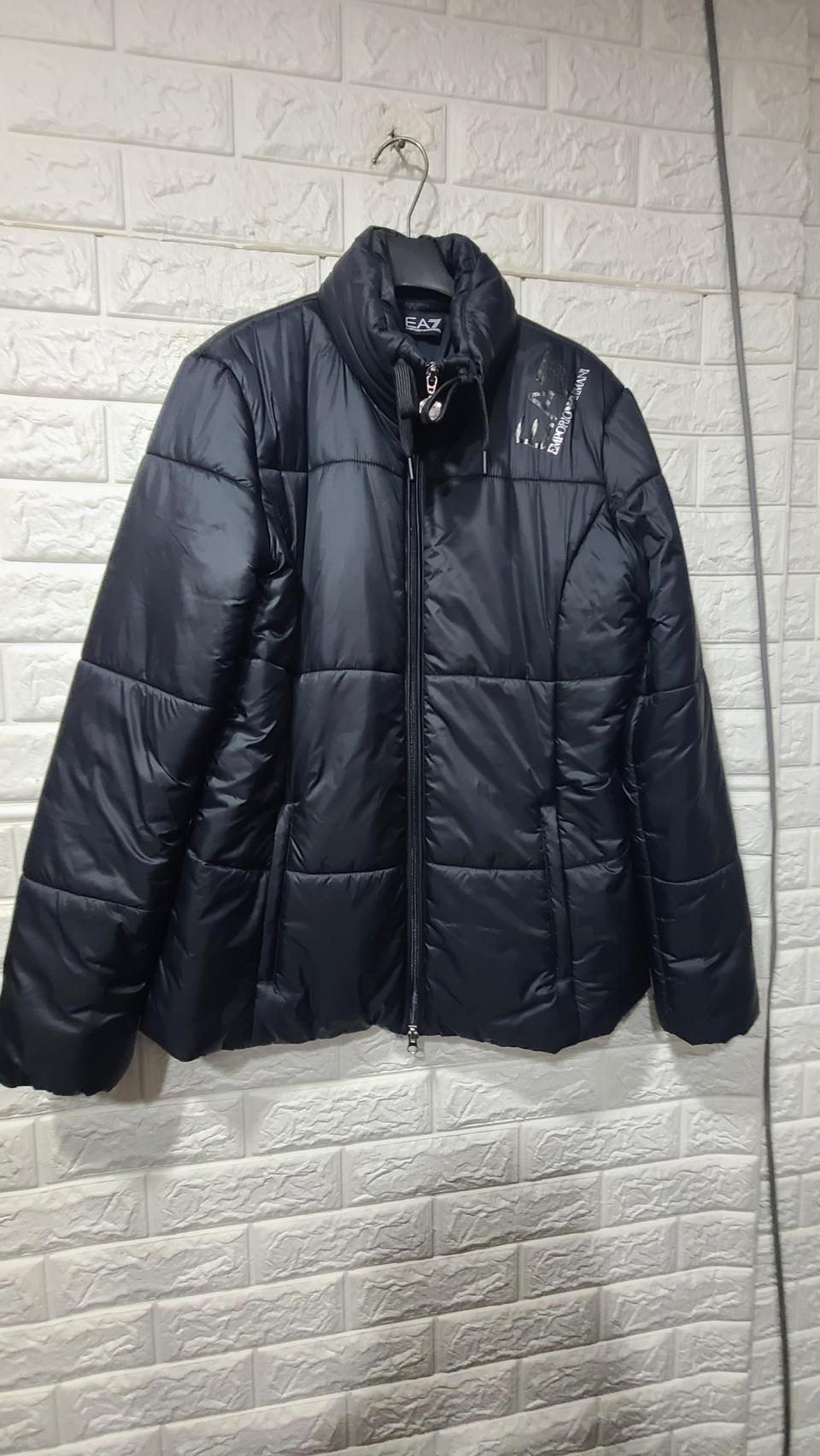 엠포리오 아르마니 패딩자켓