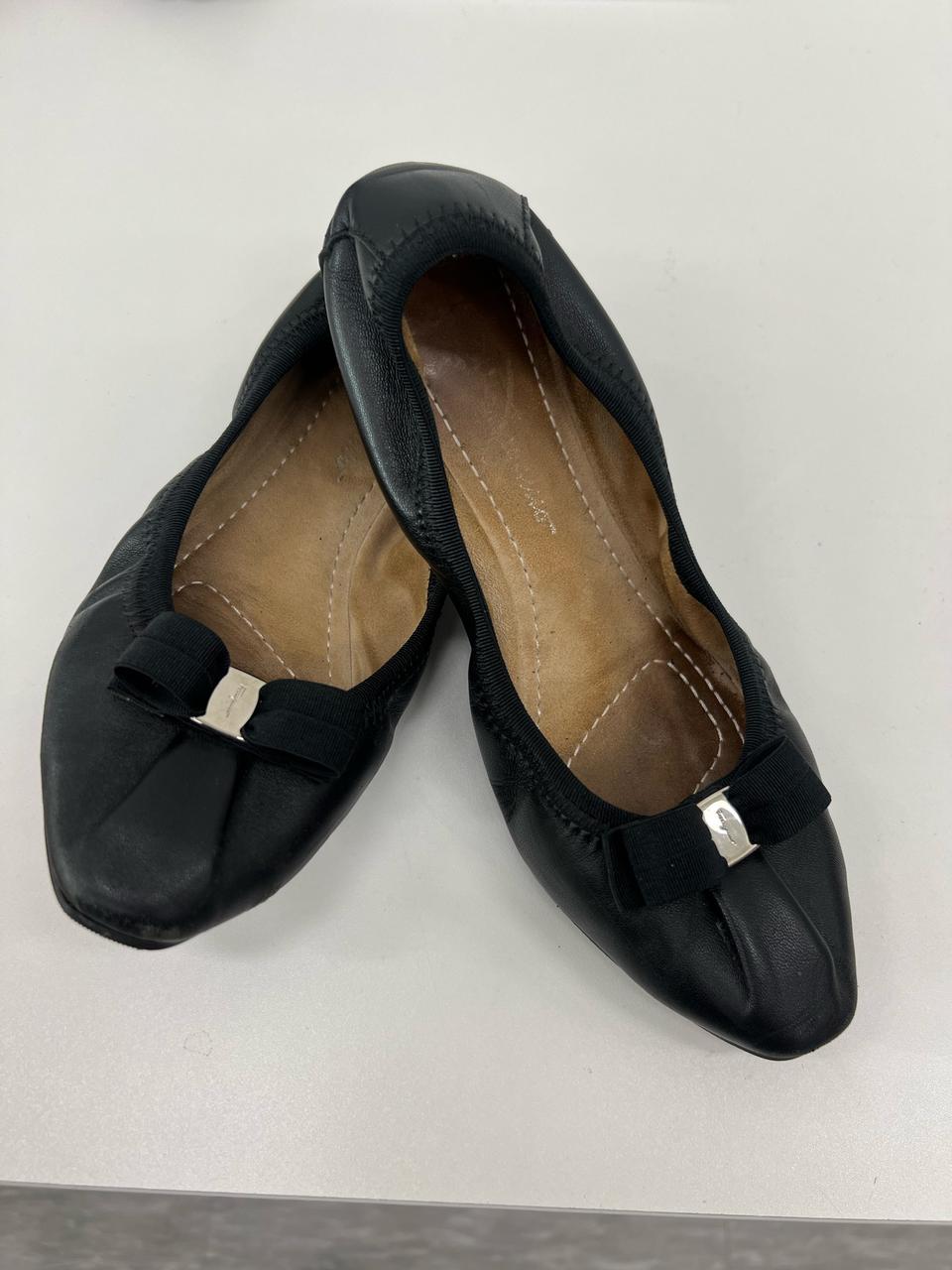 페라가모 정품 리본 블랙 플렛슈즈