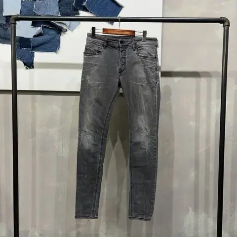 (30인치) 디젤 SLEENKER 슬림핏 스판 워싱 흑청바지 데님팬츠