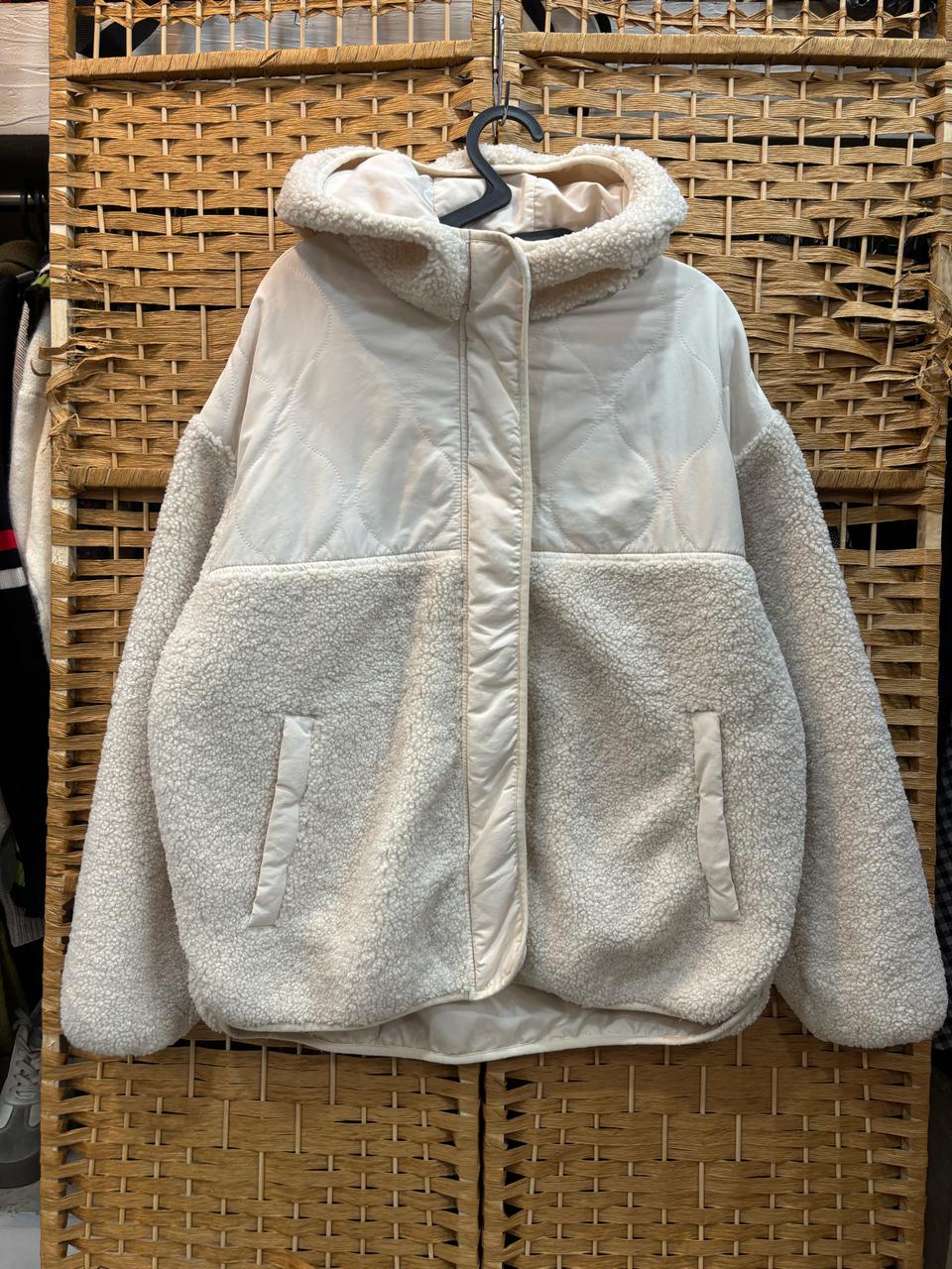 후드 뽀글이 자켓