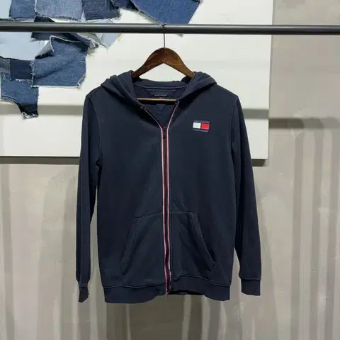 (95) 타미힐피거 여성 캐주얼 기모 프린팅 후드집업 자켓