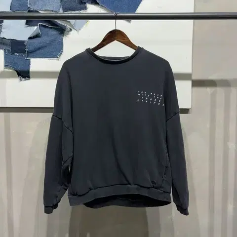 (95) 아디다스 캐주얼 레터링 자수 맨투맨 긴팔 티