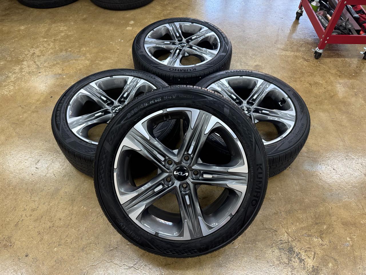 K5 dl3 18인치 순정휠타이어 팝니다