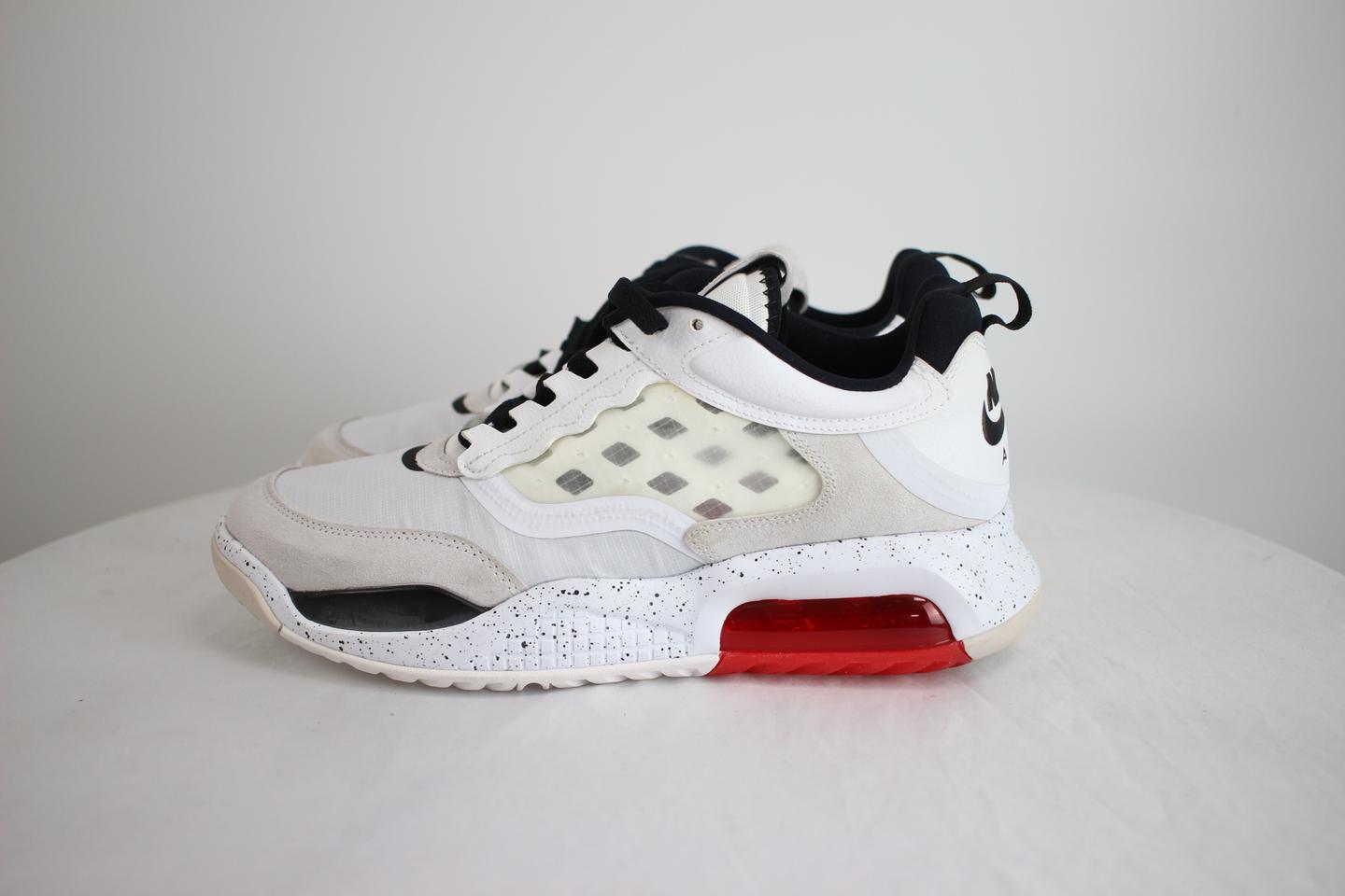 나이키 조던 에어맥스 200 흰검 사이즈 275mm(미착용품)