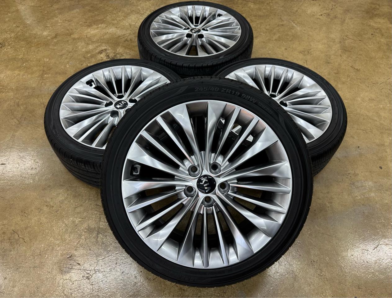 올뉴K7 19인치 순정휠타이어 팝니다