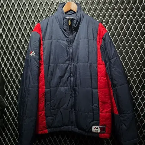 마제스틱 올드스쿨 점퍼 XL