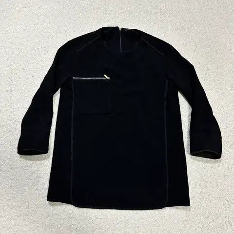 시스템 긴팔티 블랙 여성