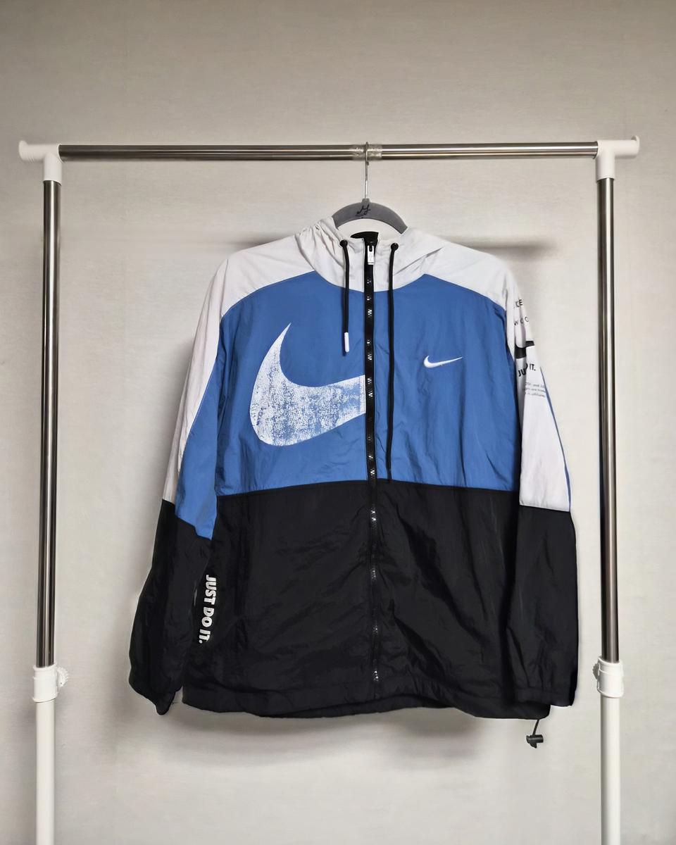 나이키 여성 스우시 바람막이 XL