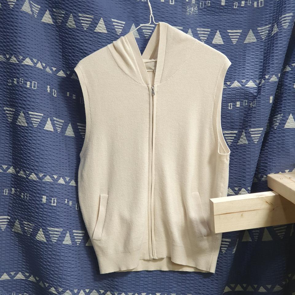 셀렙샾 니트 후드 짚업조끼