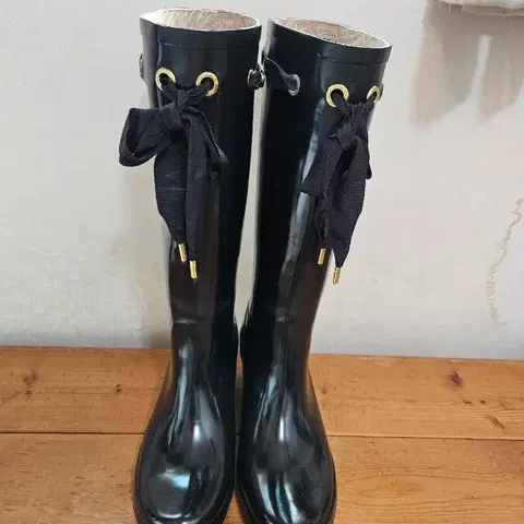 블랙 리본 장식 레인부츠 245 새상품