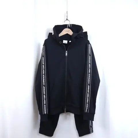 버버리 블랙 로고 트랙수트 세트