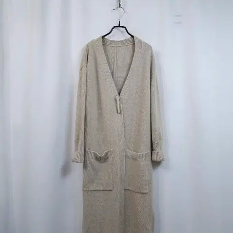 A&D 롱 니트 가디건 베이지색