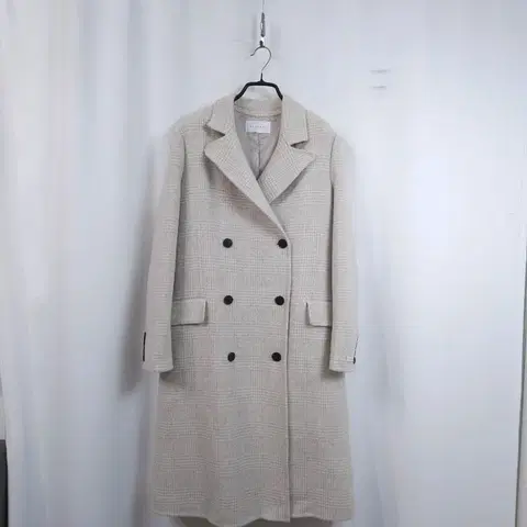 베이지 체크 핸드메이드 더블 코트
