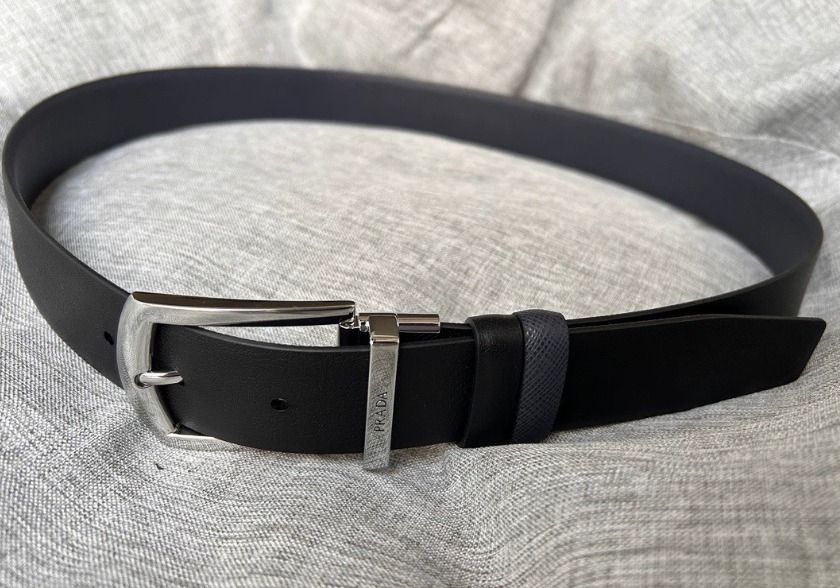 프라다 가죽 밴드