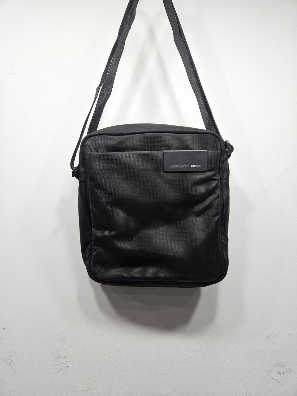 쌤소나이트 RED 투리스(TURRIS) 블랙 크로스백