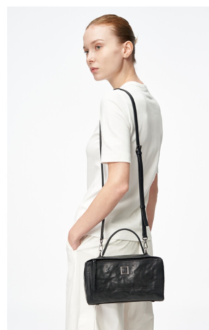 루즈앤라운지 사각 토트백